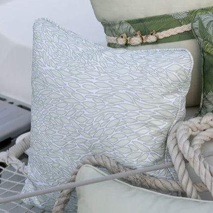 SEASCAPE MARINE CUSHION - FISH - PEARL