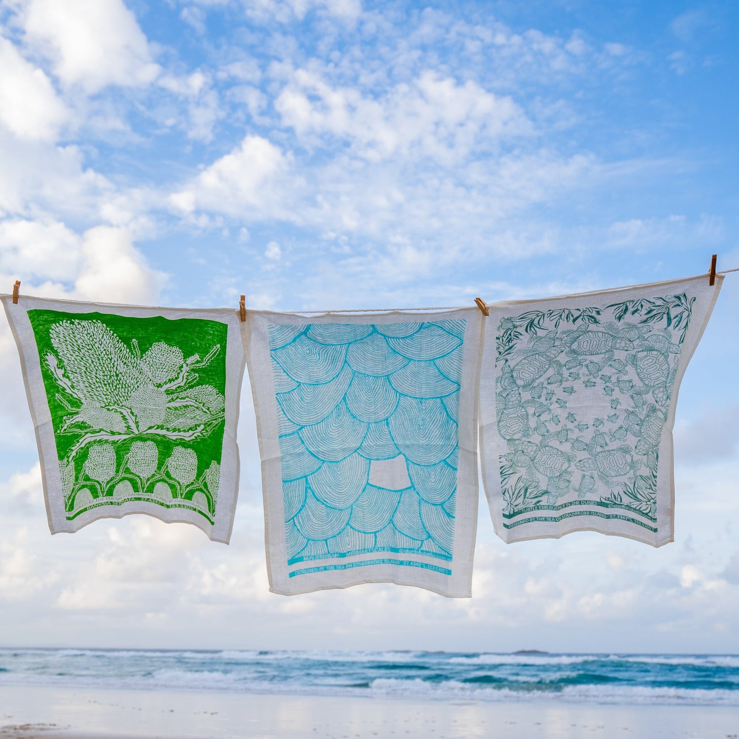 LINEN TEA TOWELS