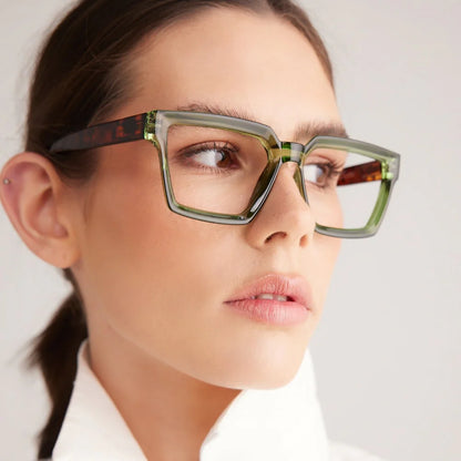 CAPTIVATED EYEWEAR