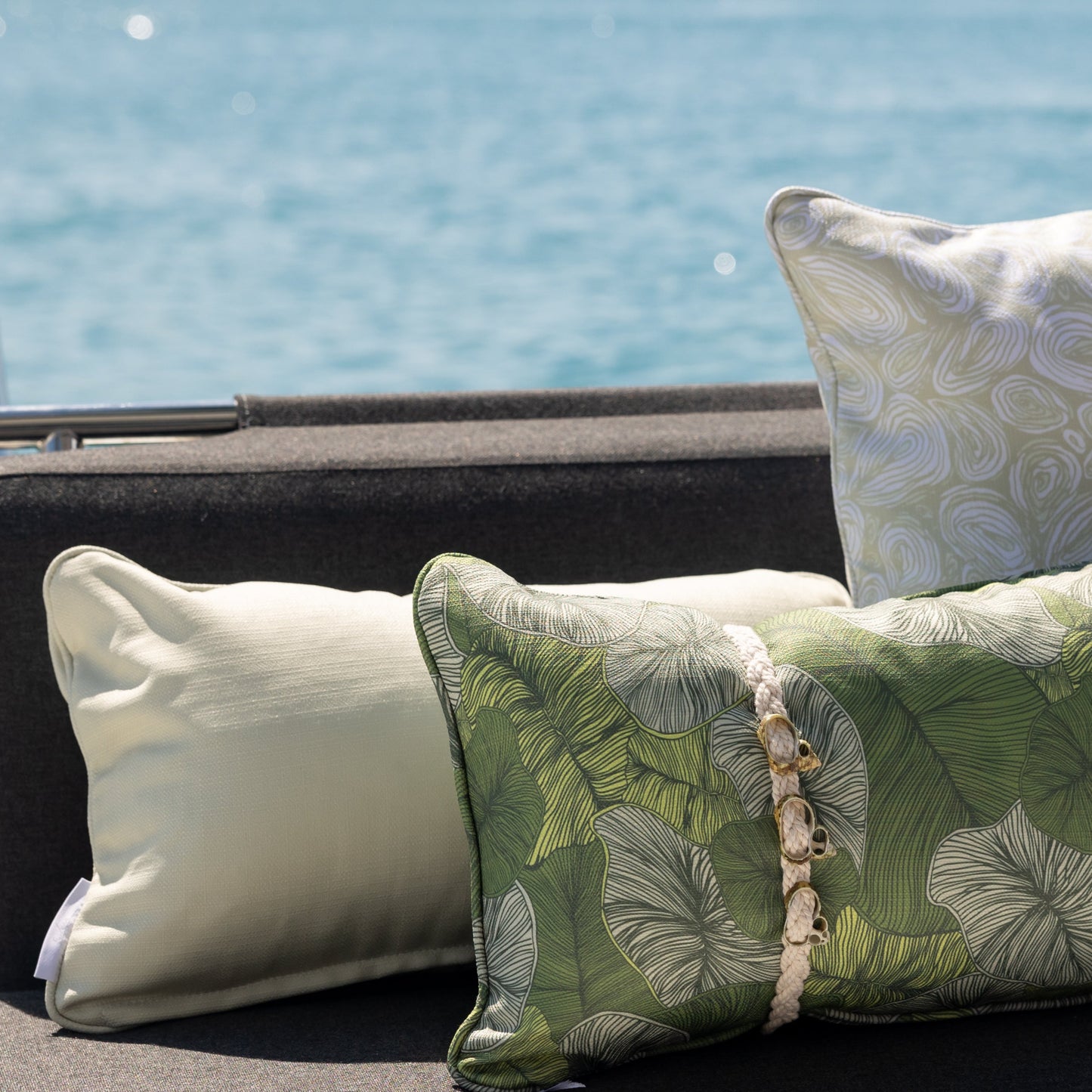 SEASCAPE MARINE CUSHION - PEARL