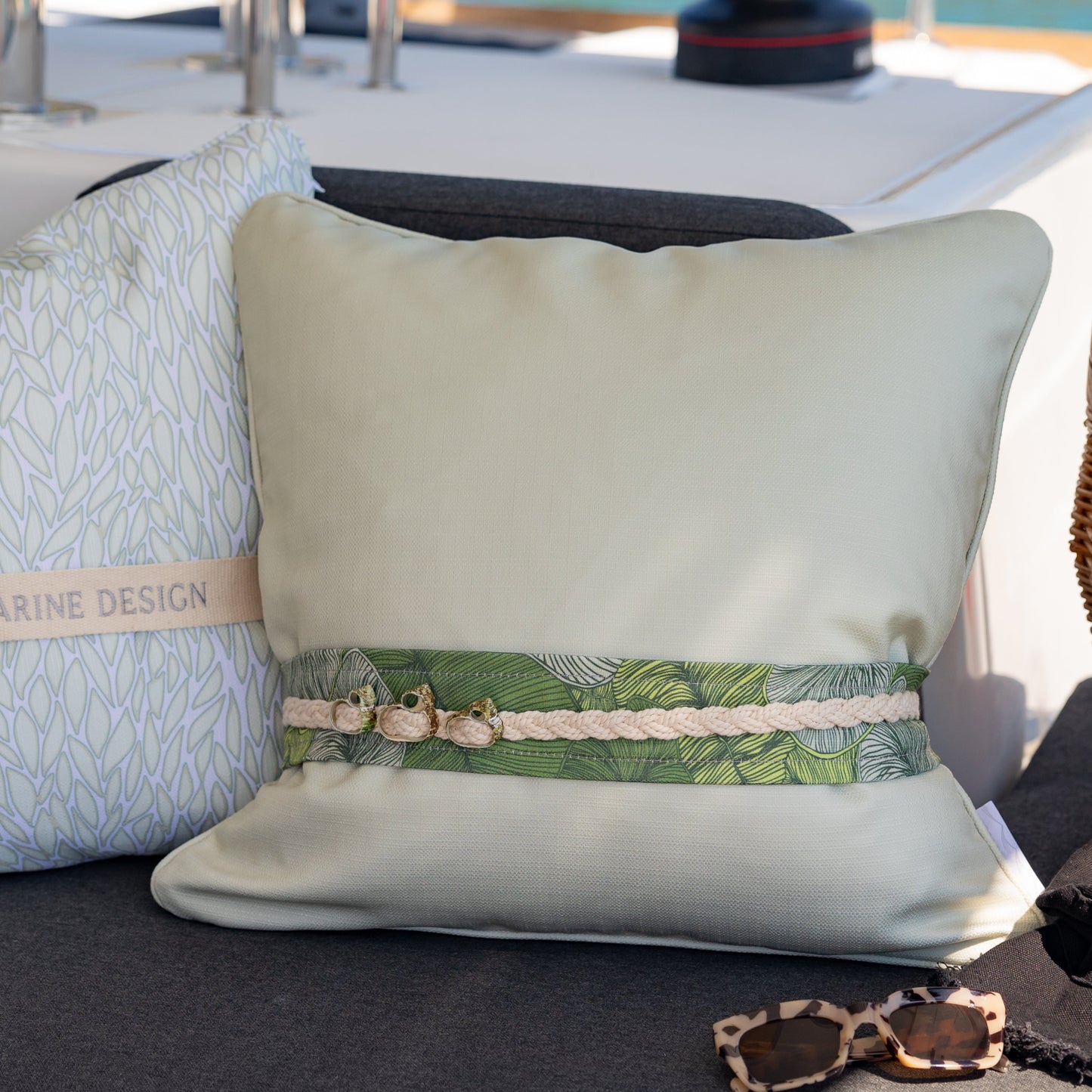 SEASCAPE MARINE CUSHION - PEARL